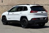 Used 2018 Jeep Cherokee Latitude w/ Altitude Package image 5