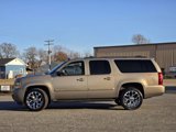 Used 2007 Chevrolet Suburban LT w/ LT Preferred Equipment Group image 5