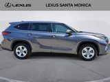 Used 2023 Toyota Highlander LE image 4