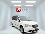 Used 2016 Chrysler Town & Country Touring-L image 3