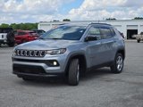 Certified 2024 Jeep Compass Latitude image 3