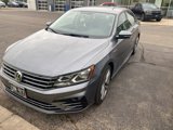 Used 2018 Volkswagen Passat 2.0T R-Line image 2