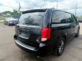 Used 2017 Dodge Grand Caravan SXT image 5