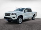 Used 2023 Nissan Frontier SV image 3