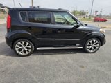 Used 2013 Kia Soul ! w/ Premium Pkg image 6