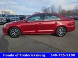 Used 2017 Volkswagen Jetta SE image 2