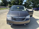 Used 2015 Chrysler Town & Country Touring-L w/ Driver Convenience Group image 4