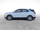 Used 2024 Chevrolet Equinox LT image 2