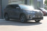 Used 2018 Toyota Highlander Plus image 2