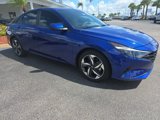 Used 2023 Hyundai Elantra SEL w/ Convenience Package image 3