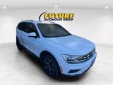 Used 2018 Volkswagen Tiguan SEL image 4