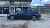 Used 2022 Chevrolet Malibu LT image 2