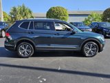 Used 2018 Volkswagen Tiguan SEL image 3