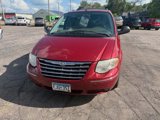 Used 2006 Chrysler Town & Country Limited w/ Trailer Tow Prep Group image 3