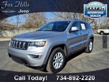 Used 2021 Jeep Grand Cherokee Laredo image 3