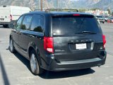 Used 2019 Dodge Grand Caravan SXT image 3