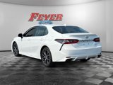 Used 2023 Toyota Camry SE image 3