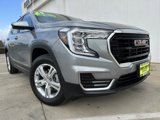 Used 2024 GMC Terrain SLE image 4
