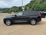 Used 2022 Ford Explorer XLT w/ Equipment Group 202A image 4