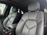Used 2024 Porsche Macan image 5