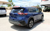 Used 2021 Nissan Rogue SV image 3