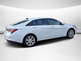 Used 2022 Hyundai Elantra SEL image 4
