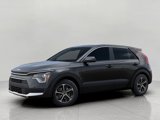 New 2025 Kia Niro LX image 4