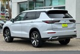 New 2025 Mitsubishi Outlander SE image 6