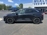 Used 2021 Ford Escape SE image 3