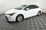 Used 2020 Toyota Corolla LE image 2