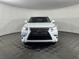 Used 2014 Lexus GX 460 image 2