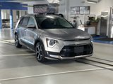 Used 2023 Kia Niro EX Touring image 3
