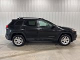 Used 2016 Jeep Cherokee Sport image 2