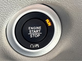 Used 2022 Chrysler Voyager LX image 4