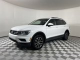 Used 2020 Volkswagen Tiguan SE w/ Panoramic Sunroof Package image 3