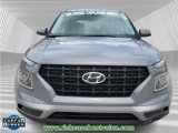Used 2023 Hyundai Venue SE image 4