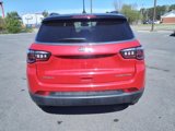 Used 2024 Jeep Compass Limited image 4