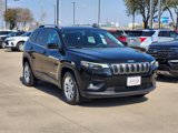 Used 2019 Jeep Cherokee Latitude w/ Popular Appearance Group image 3