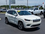 Used 2019 Jeep Cherokee Overland w/ Technology Group image 3