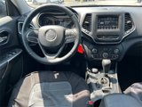 Certified 2019 Jeep Cherokee Latitude w/ Cold Weather Group image 2
