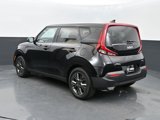 Used 2022 Kia Soul EX image 5