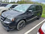 Used 2019 Dodge Grand Caravan GT image 3