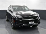 Certified 2022 Kia Seltos S image 3