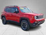 Used 2023 Jeep Renegade Latitude image 3