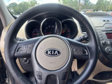 Used 2011 Kia Soul ! image 4