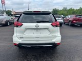 Used 2017 Nissan Rogue SV w/ SV Premium Package image 4