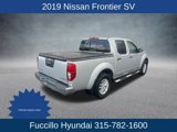 Used 2019 Nissan Frontier SV image 3
