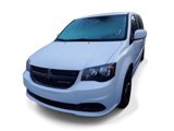 Used 2017 Dodge Grand Caravan SE image 3