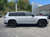 Used 2021 Jeep Grand Cherokee L Laredo image 2