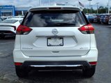 Used 2017 Nissan Rogue SV image 5